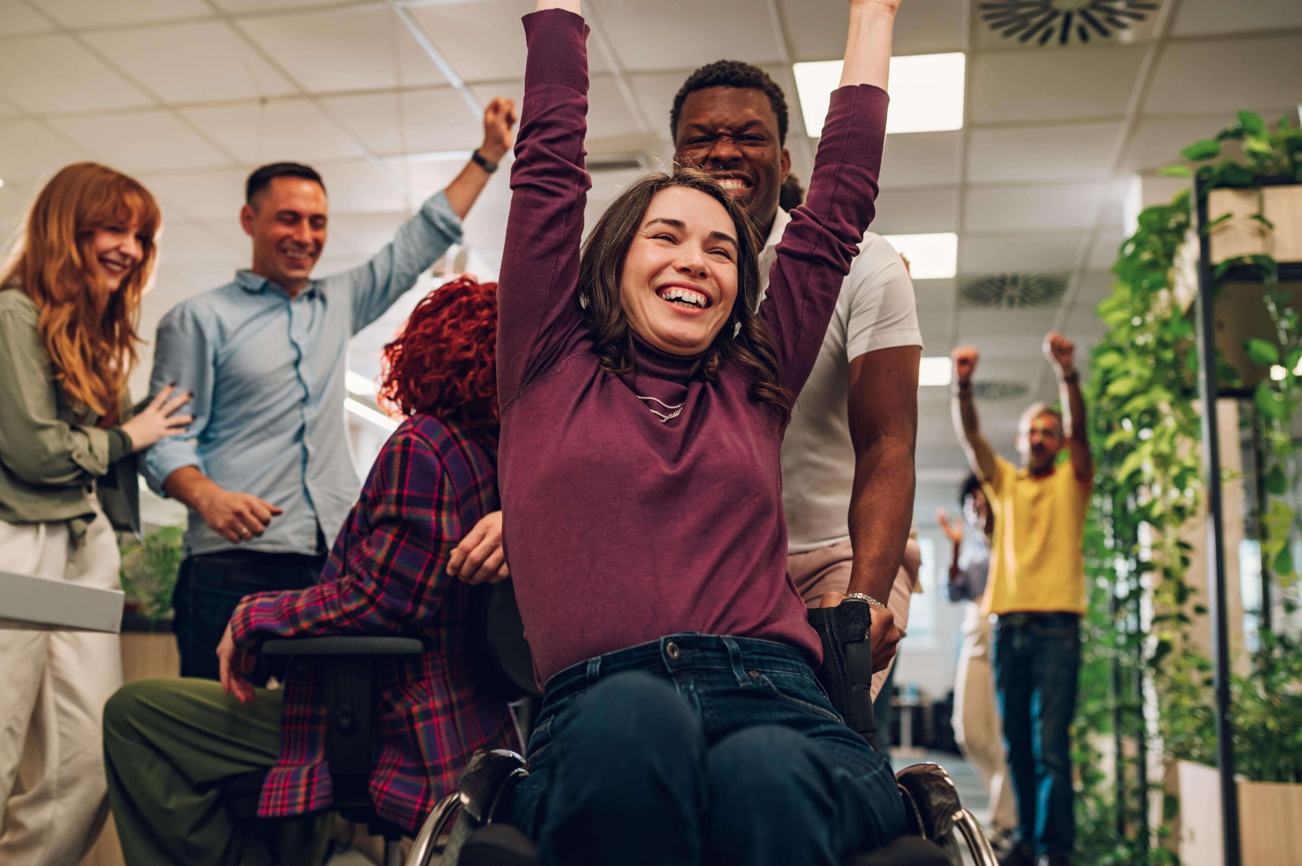 group centre activities of woman who uses wheelchair